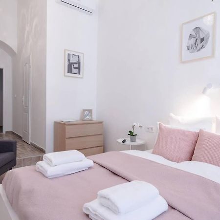 Brand New Studio With Aircon In The Center Budapest Luaran gambar